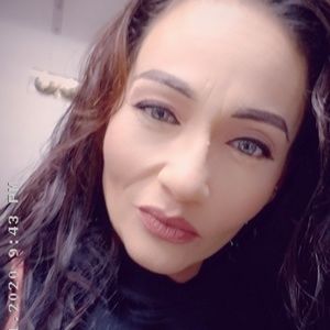 Meet your Posher, Celina